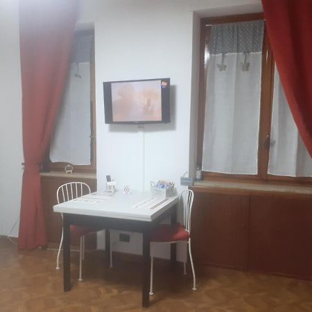 La petite maison Turin Extérieur photo